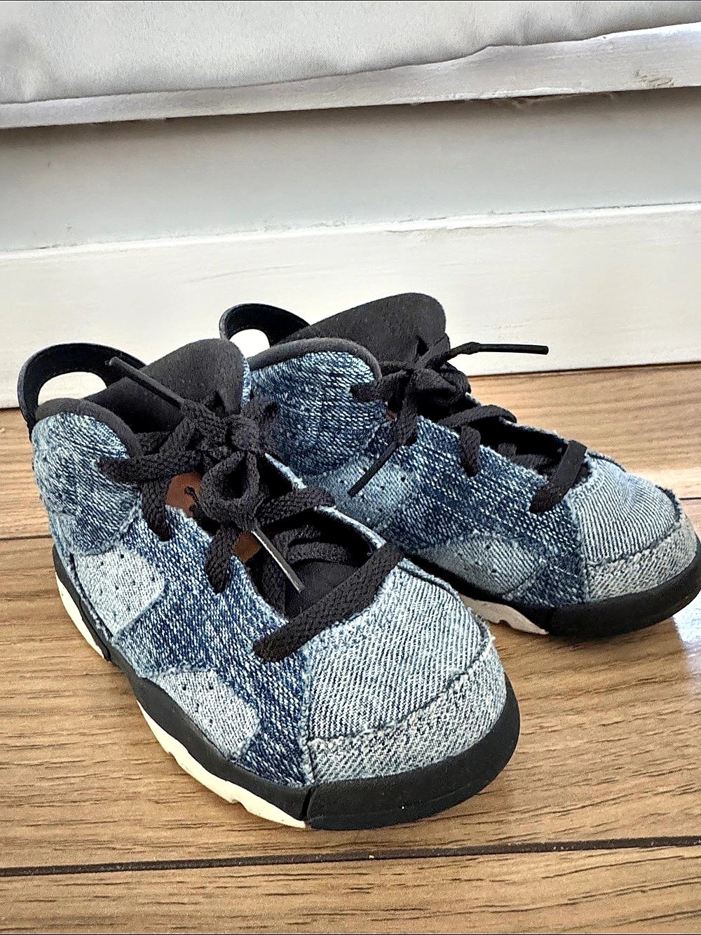 Jordan 6 Rings Boys US 9C Blue & Black jeans
